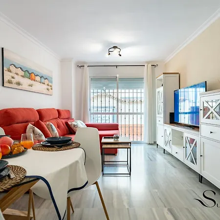 Apartment 50 Meters From The Beach, 1 Bedroom With Parking