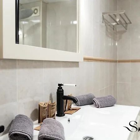 Апартаменты 50 Meters From The Beach, 1 Bedroom With Parking *