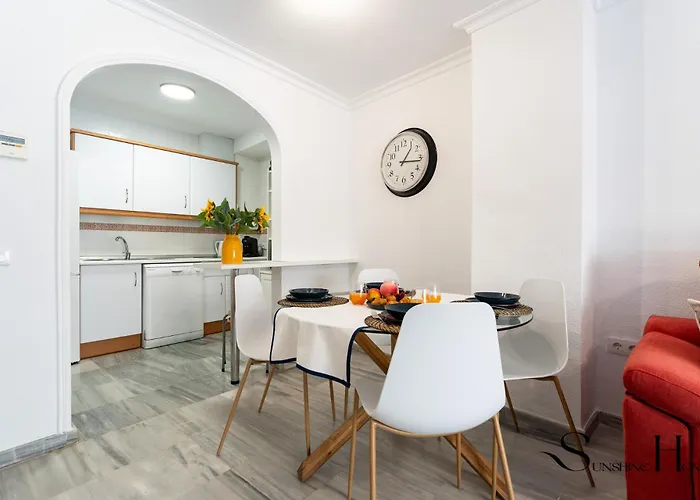 50 Meters From The Beach, 1 Bedroom With Parking Апартаменты