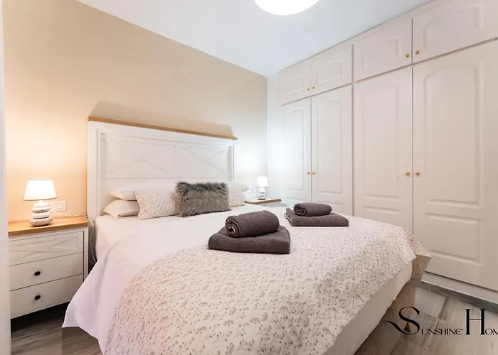 50 Meters From The Beach, 1 Bedroom With Parking