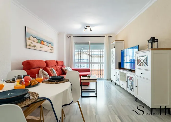 Lägenhet 50 Meters From The Beach, 1 Bedroom With Parking